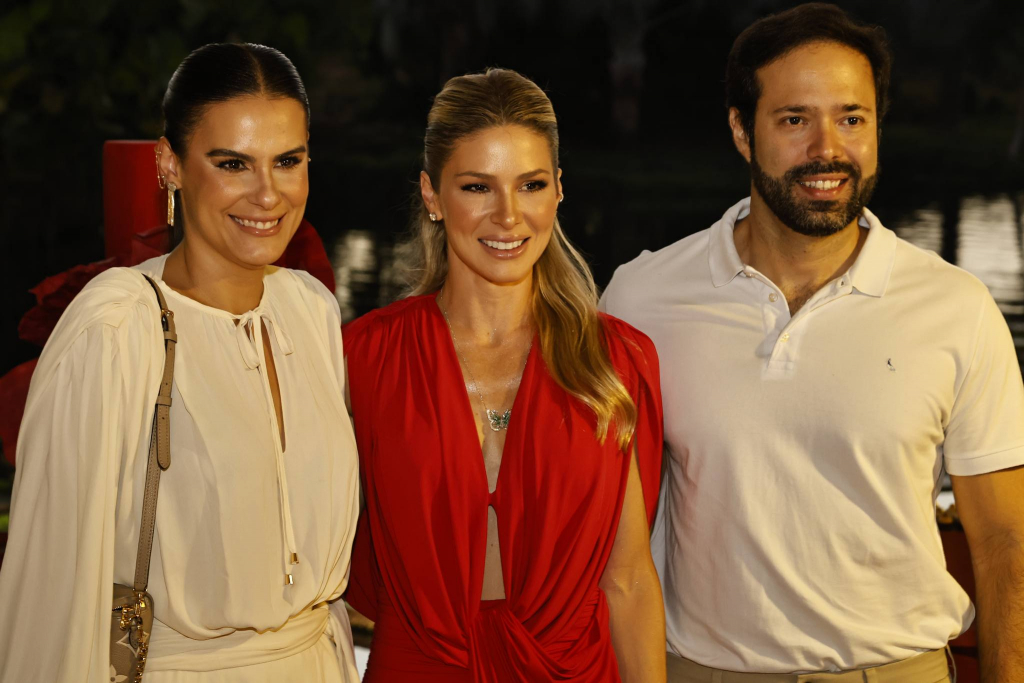 Déborah Bandeira, Bruna Waleska Frota E Arthur Vianna