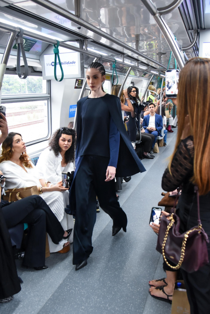 Desfile Glória Coelho 15101