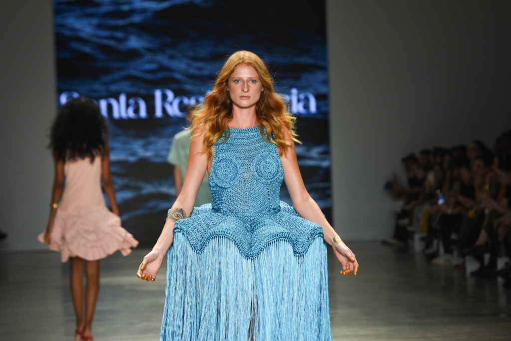 Desfile Santa Resistência (6)