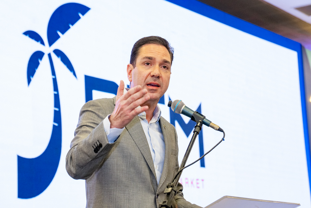 Eduardo Bismarck (9)