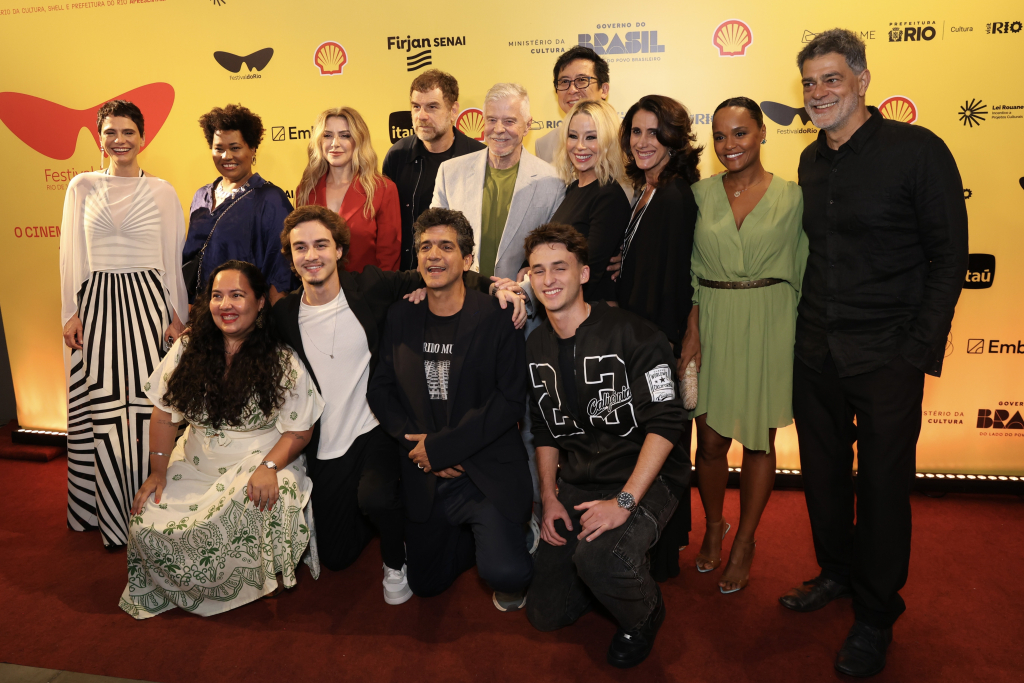 Elenco De Querido Mundo