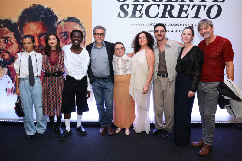 Pré-estreia do filme ‘O Agente Secreto’ reúne celebridades em tapete vermelho no Rio de Janeiro Pré-estreia do filme ‘O Agente Secreto’ reúne celebridades em tapete vermelho no Rio de Janeiro