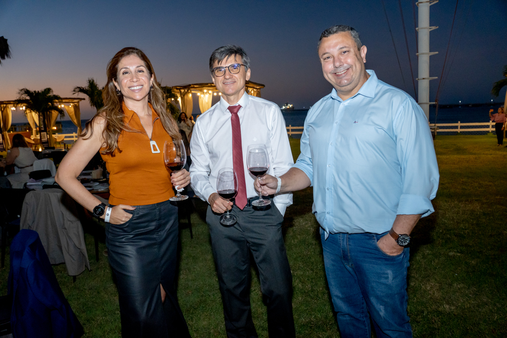 Eleonora Lacerda, Ivan Tessaro E Roger Berber