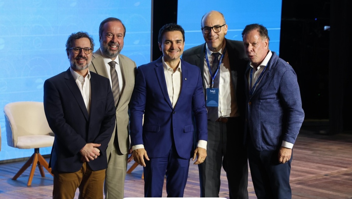 Governança, energia limpa e turismo pautam debates no Fórum Esfera Internacional