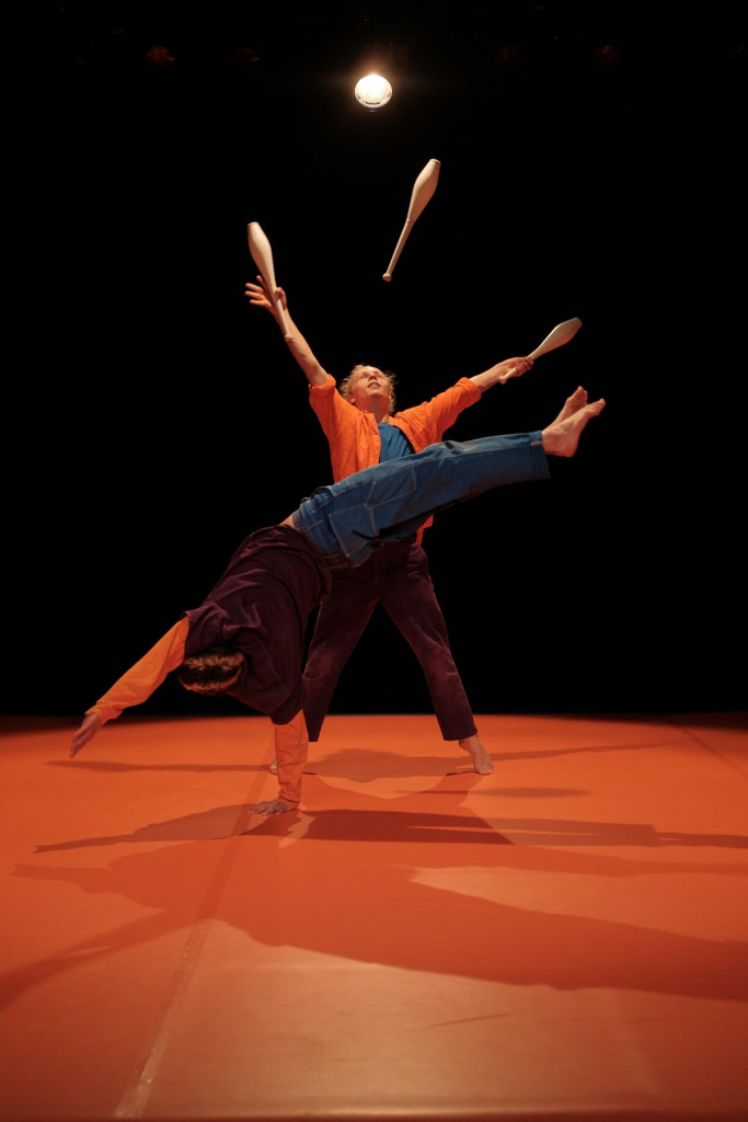 Espetáculo “a Fabulosa História De Basarkus”, Da Companhia Francesa Cia Lamento