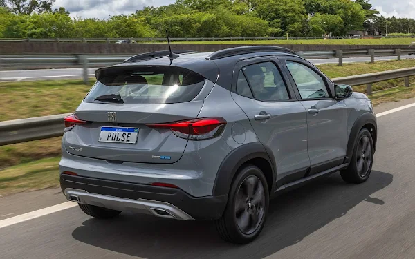 Fiat Pulse Audace Hybrid 2025 (2)