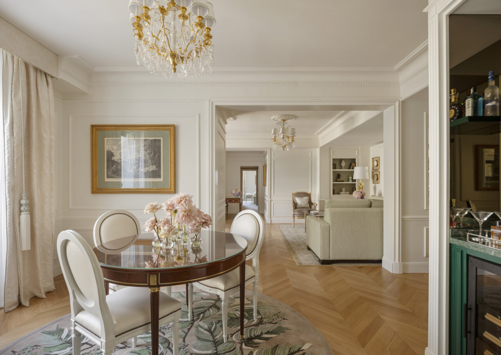 Four Seasons Hotel George V, Em Paris (5)
