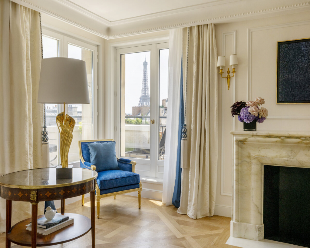 Four Seasons Hotel George V, Em Paris (8)