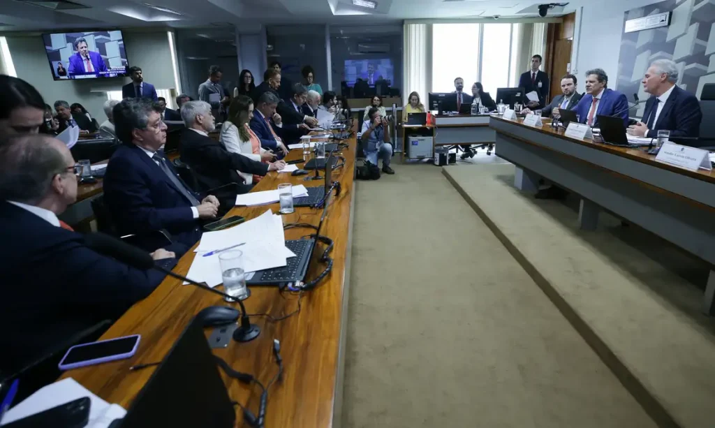 Haddad Diz Que Cortar Benefícios Tributários é Combater Privilégios Foto Agência Brasil