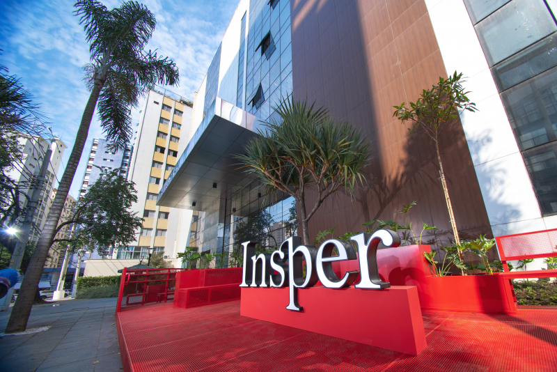 Insper une especialistas e autoridades no lançamento do Observatório da Política Insper une especialistas e autoridades no lançamento do Observatório da Política
