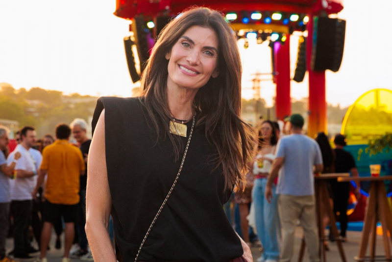 energia baiana - Ivete Sangalo agita São Paulo na estreia de seu mais novo projeto: “Ivete Clareou”