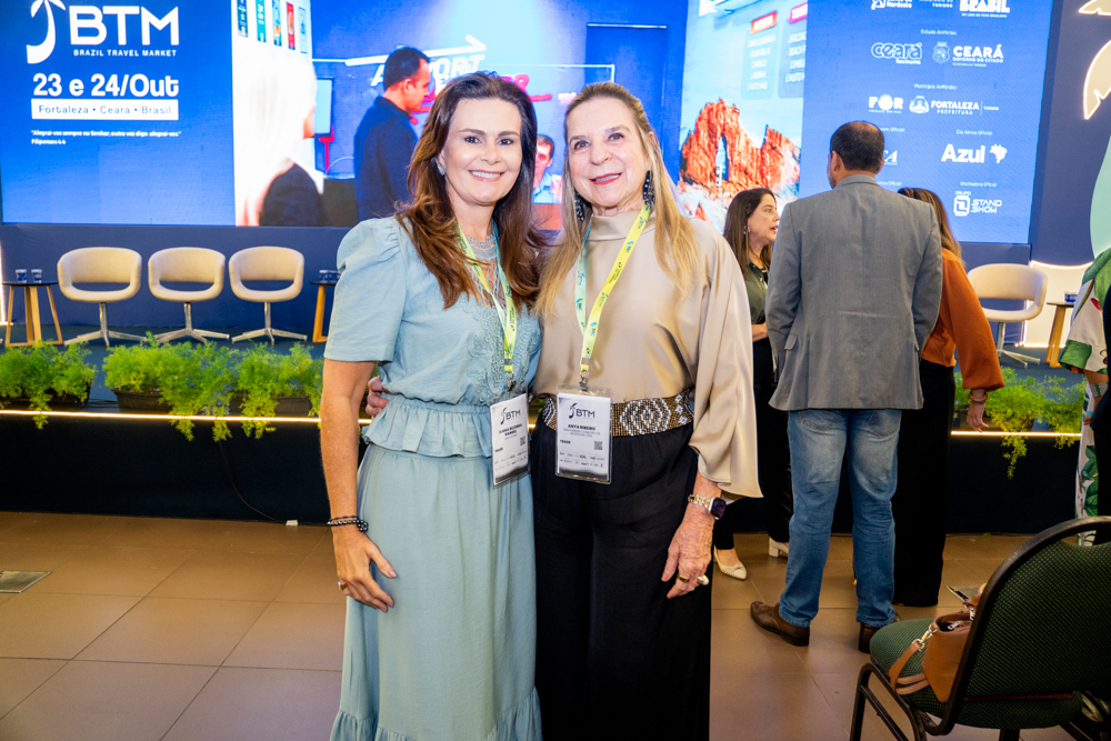 Ivana Bezerra E Ânya Ribeiro (3)