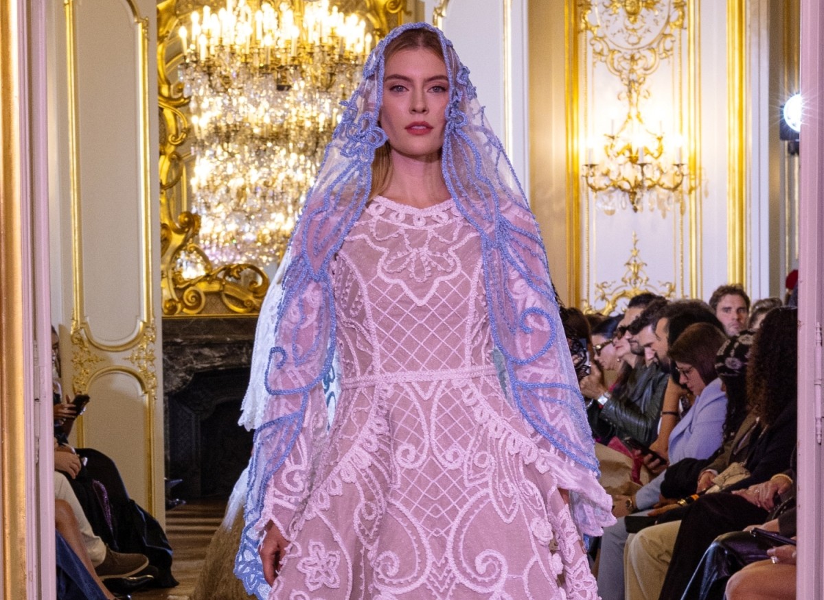 Ivanildo Nunes apresenta coleção-manifesto em Paris em defesa do artesanato cearense