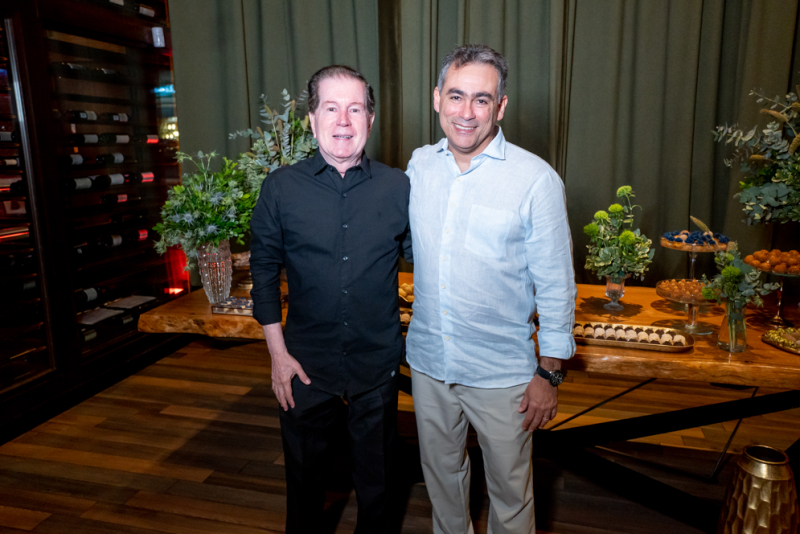 Nova idade - Marcos Aragão celebra aniversário com jantar especial em Fortaleza