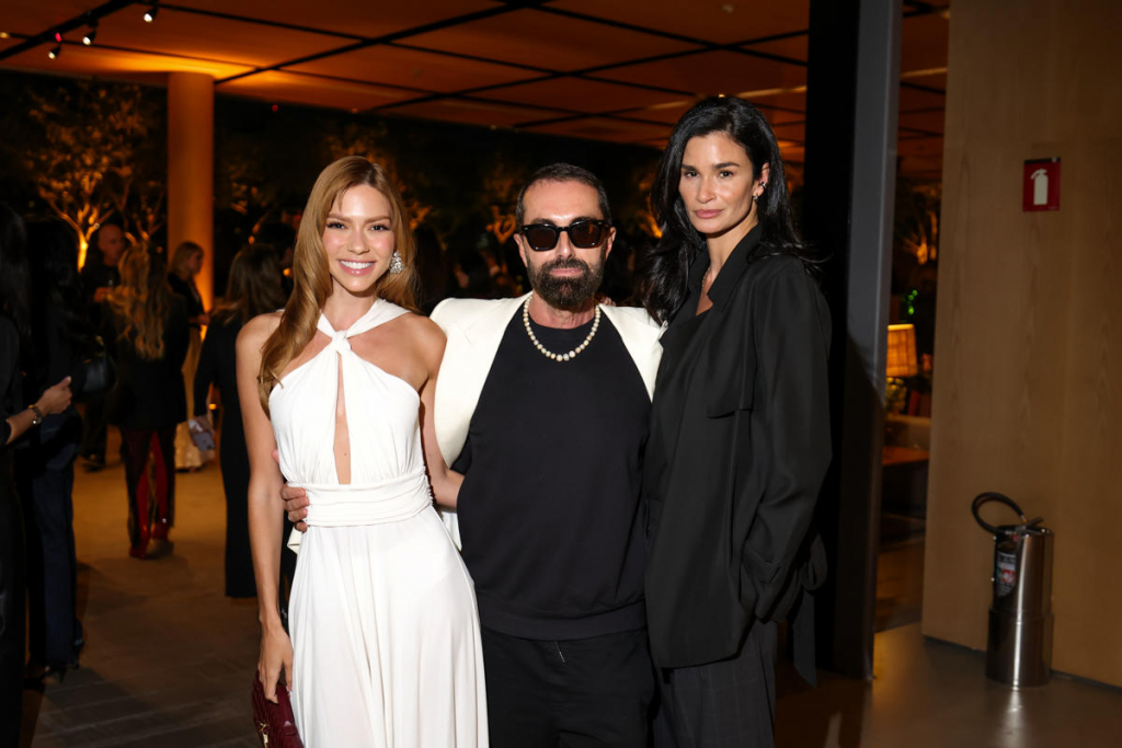 Jordana Maia, Giambattista Valli E Carol Ribeiro