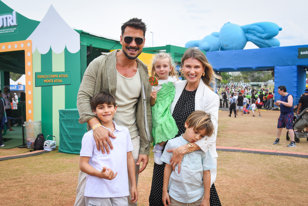 Julio Rocha E Karoline Kleine