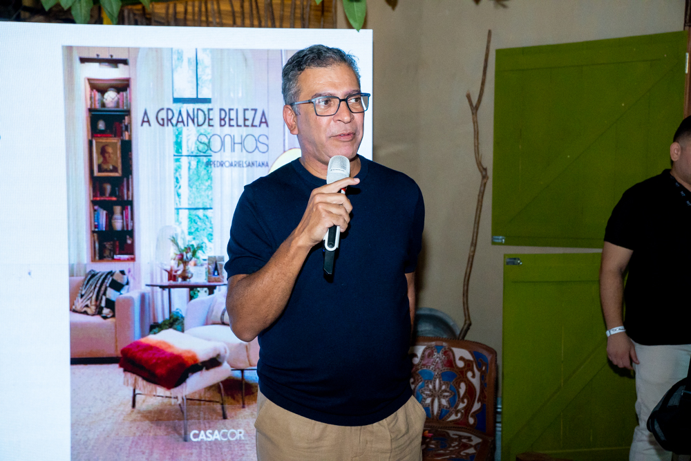 Lançamento Do Livro De Pedro Ariel Santana (3)