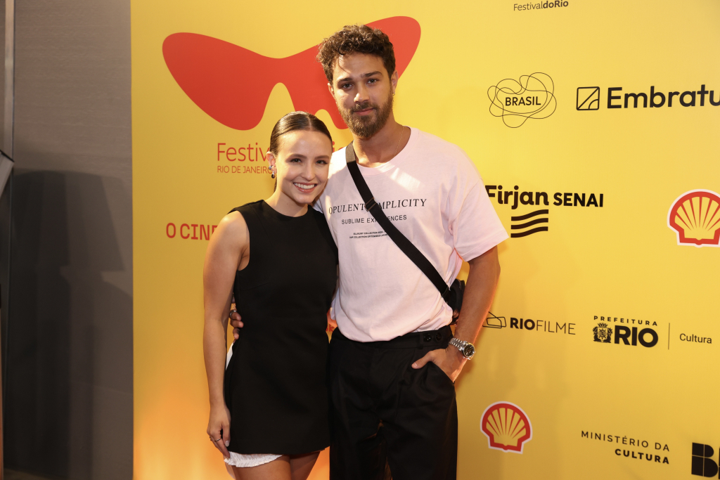 Larissa Manoela E AndrÉ Luis Frambach