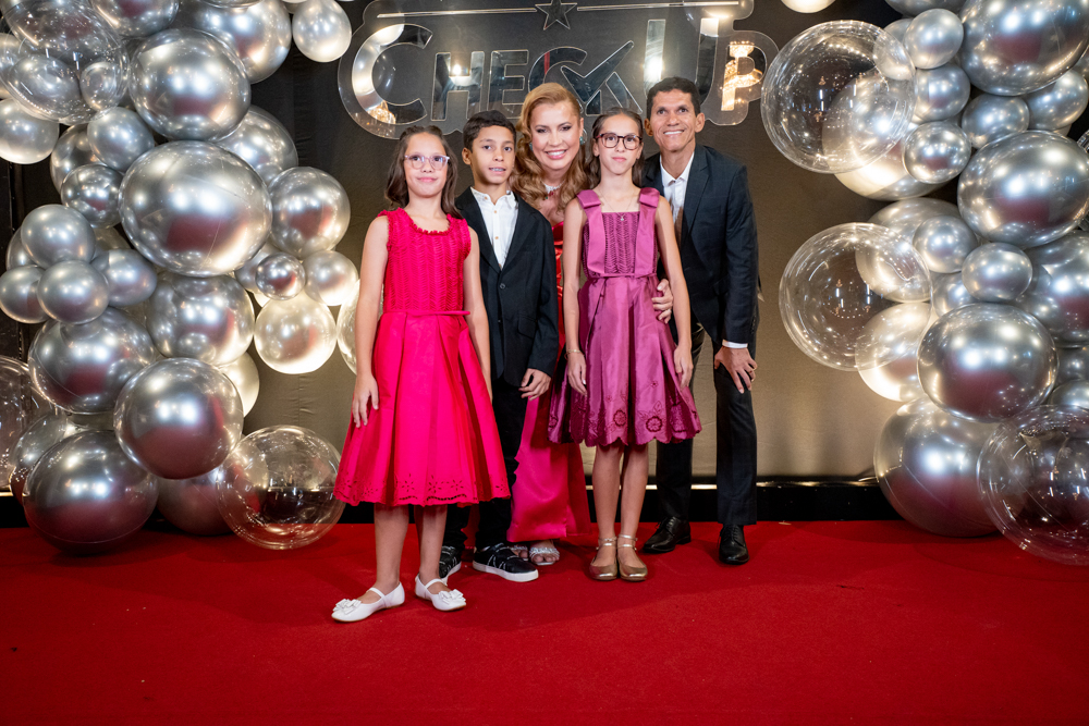 Loren, Levi, Natália E Lis Varela, E Magno Alves (2)