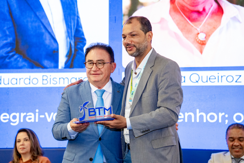 Manoel Linhares E Italo Mendes