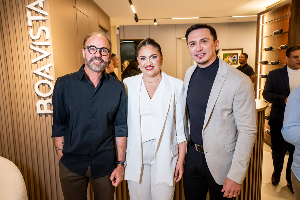 Marcus Novais, Adrielle Fideles E Vinicius Ferreira