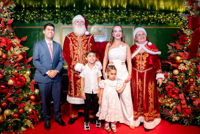 Magia de Natal - Soft opening da Casa Encantada do Papai Noel dá início à magia natalina no RioMar Fortaleza