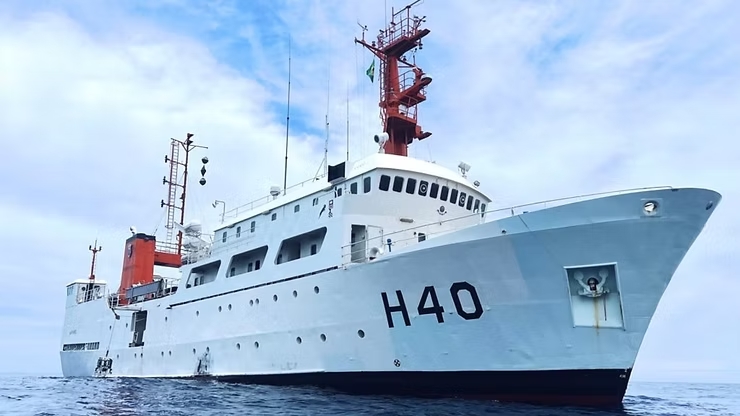 Porto de Fortaleza abre visitação a dois navios da Marinha no domingo (5)