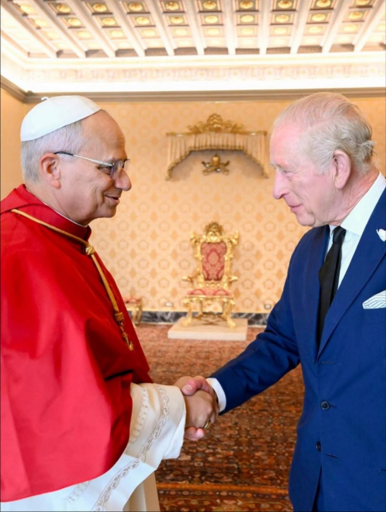 Papa leão Xiv E O Rei Charles Iii