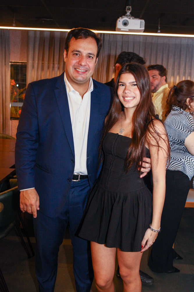 Parahyba Neto E Lara Parahyba (20)