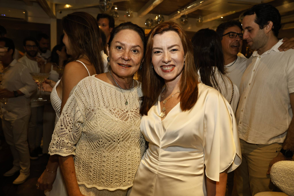 Paula Frota E Aline Barroso