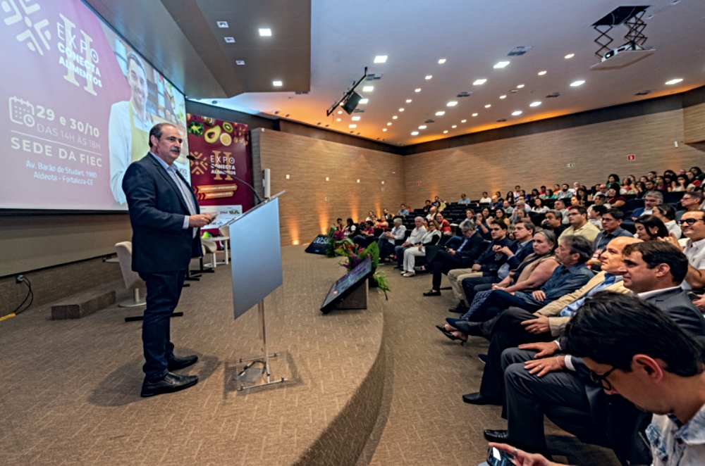 Expo Conecta Alimentos 2025 discute o futuro da indústria cearense, na FIEC