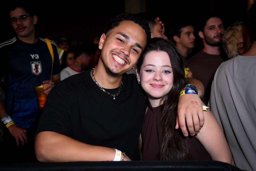 Pe Barbosa E Namorada 16915