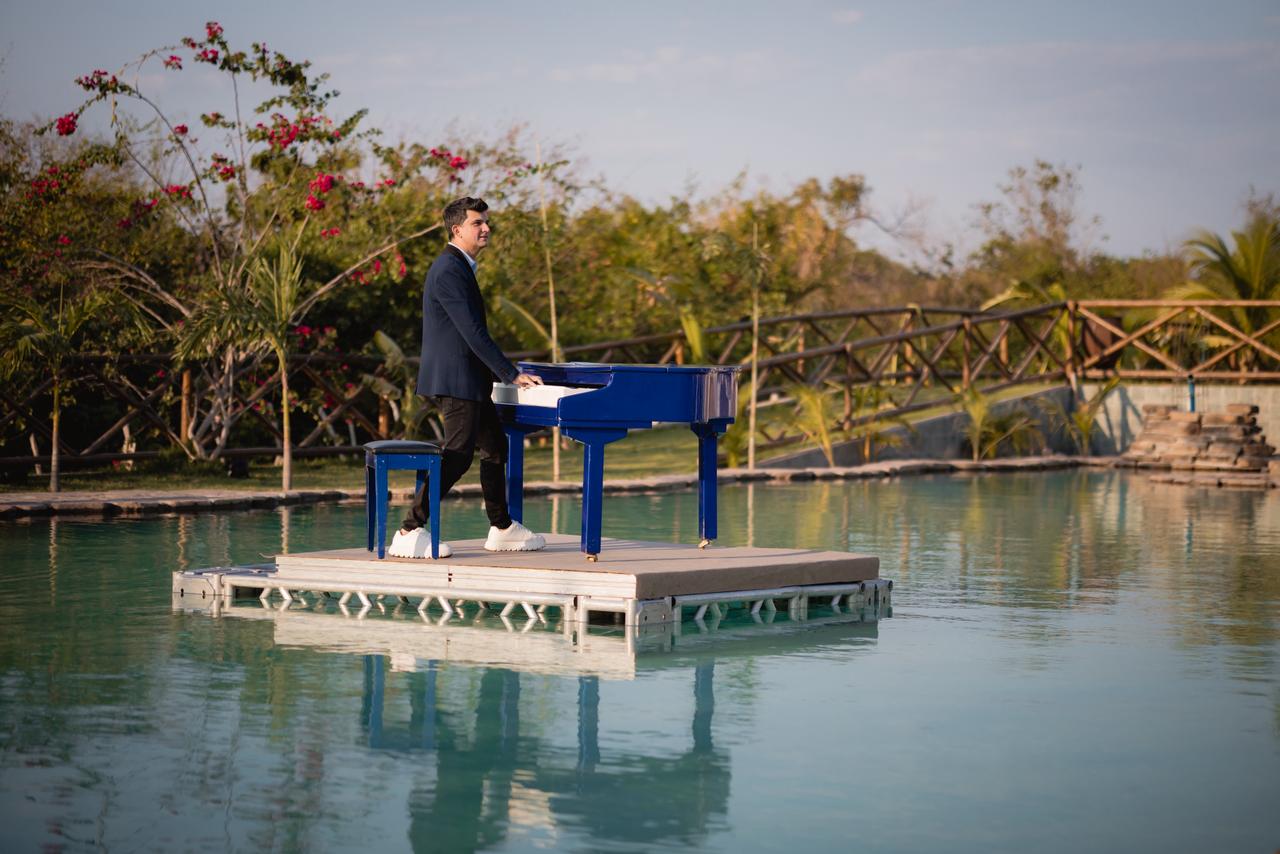 Paulo Rodrigo leva sua música ao aniversário da decoradora Maiçá Chaves em Teresina