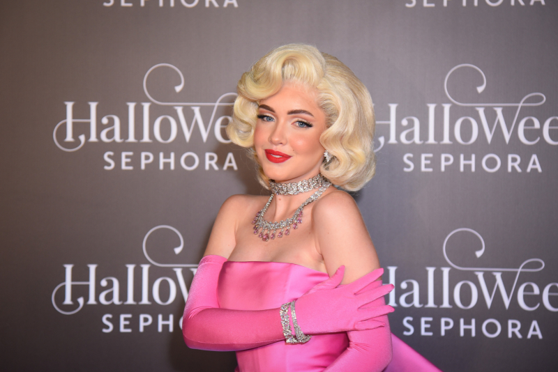 LOOKS OUSADOS - Celebridades se destacam com fantasias criativas no Baile de Halloween da Sephora 2025