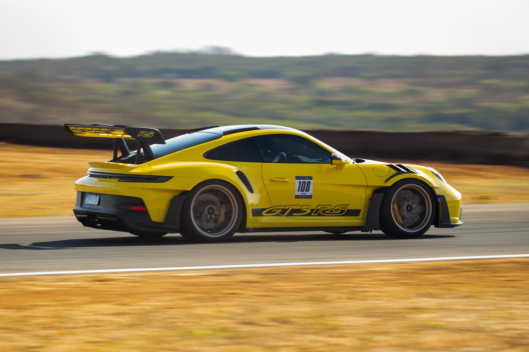 Porsche Center Belo Horizonte promove experiência de velocidade no Autódromo Potenza