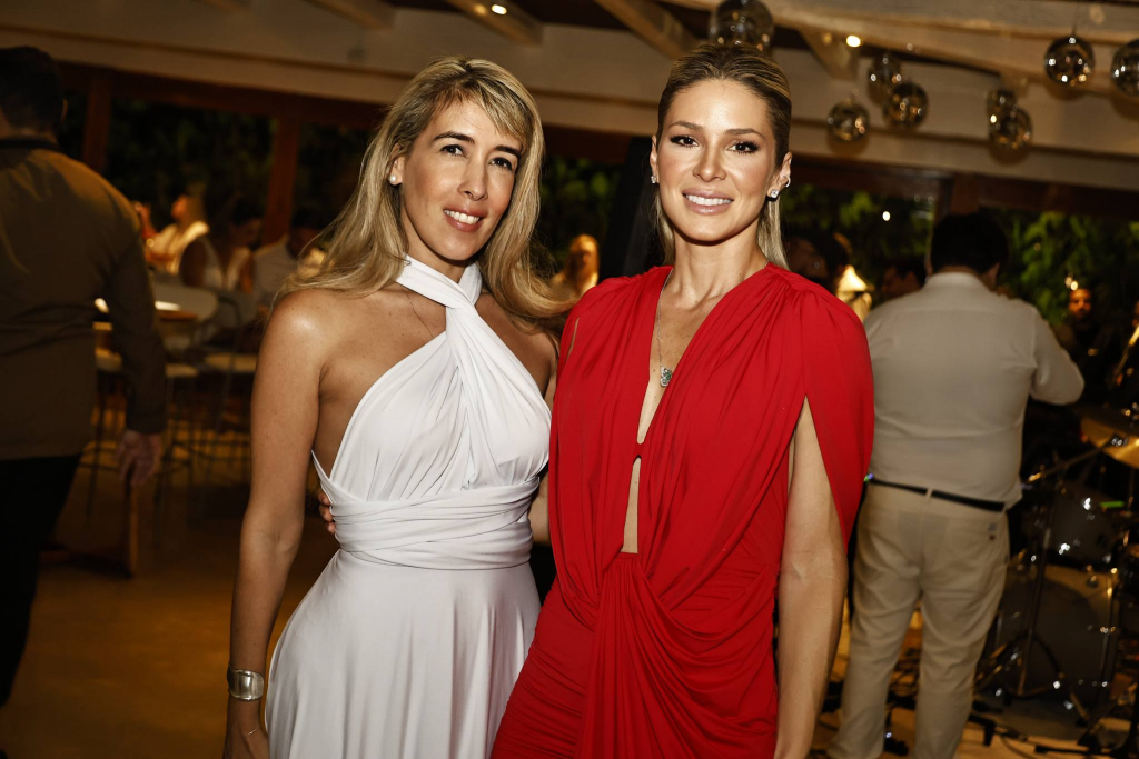 Raquel Machado E Bruna Waleska Frota