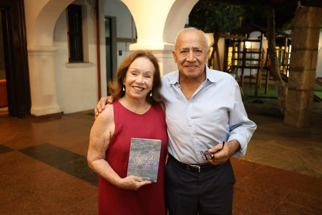 Rejane Studart E Max