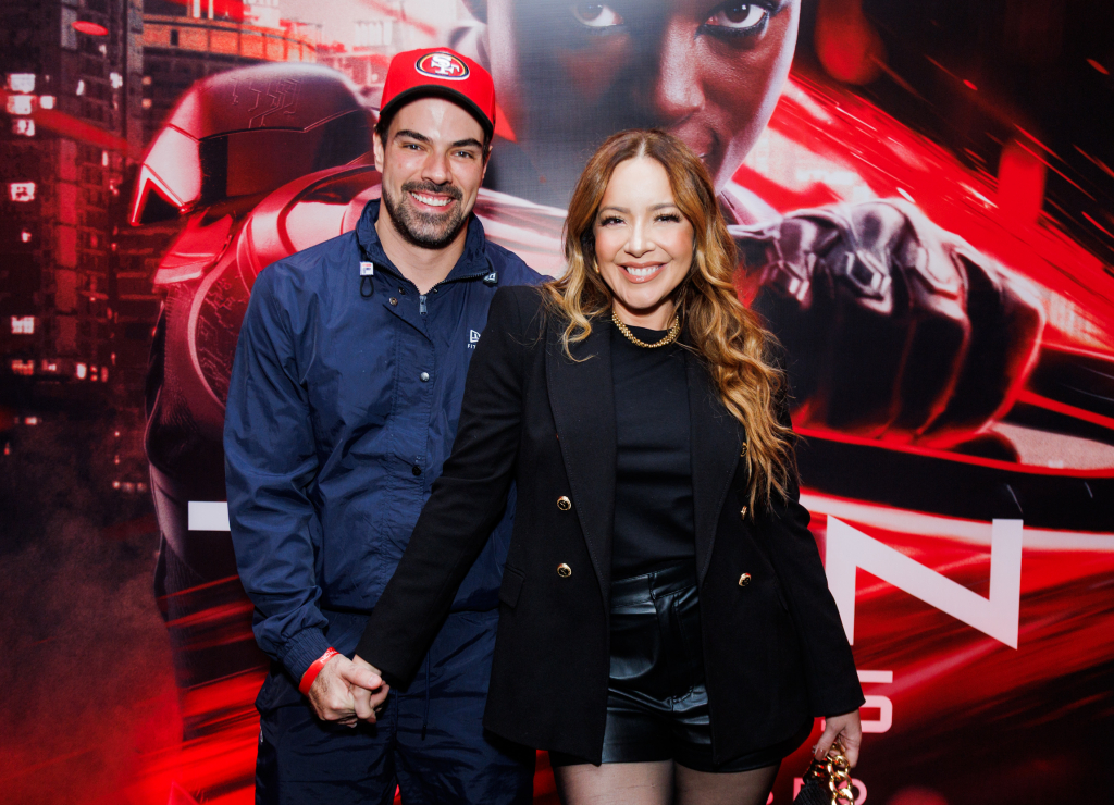 Renata Dominguez E O Marido