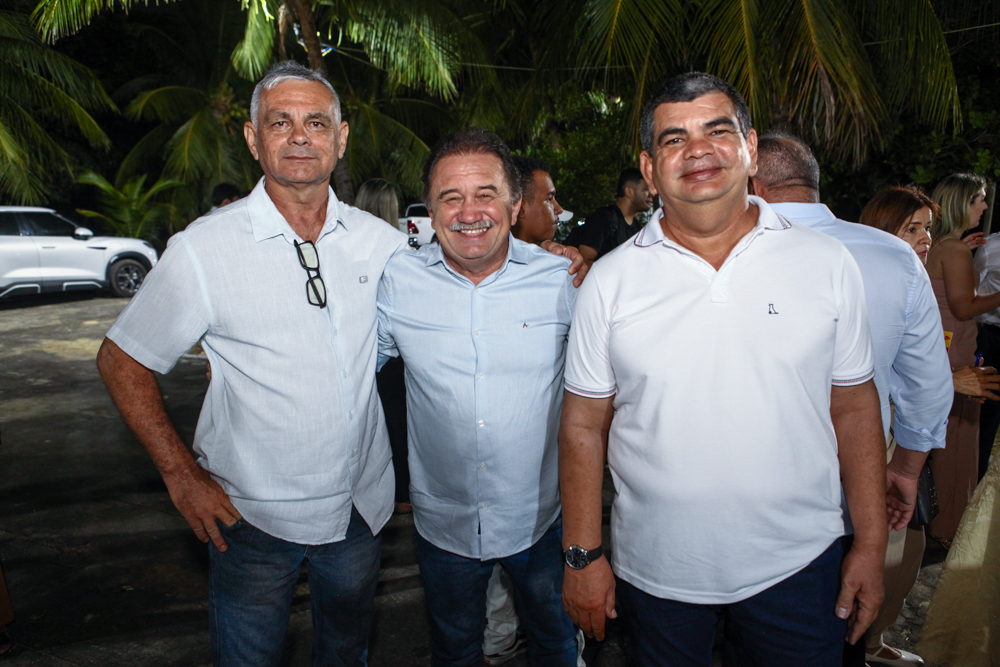 Roberto Menezes, Claudio Saraiva E Assis Filho (2)