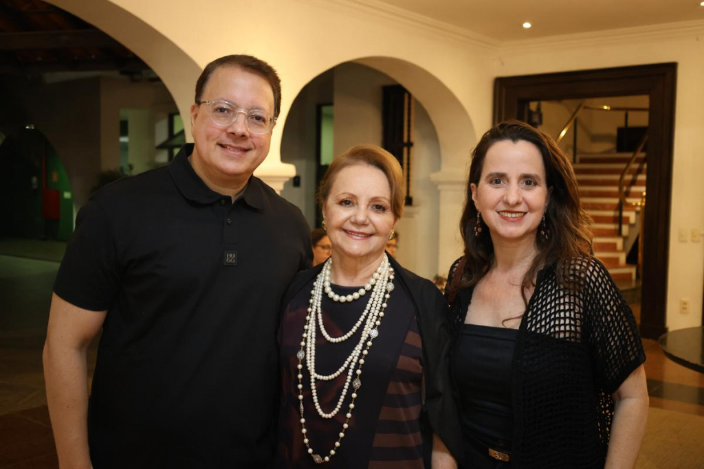 Rodrigo Barroso, Lourdinha Leite Barbosa E Xxx