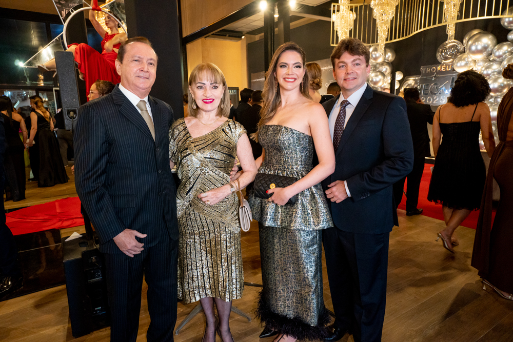 Rubens E Ione Maciel, Lara E Coracy Carneiro