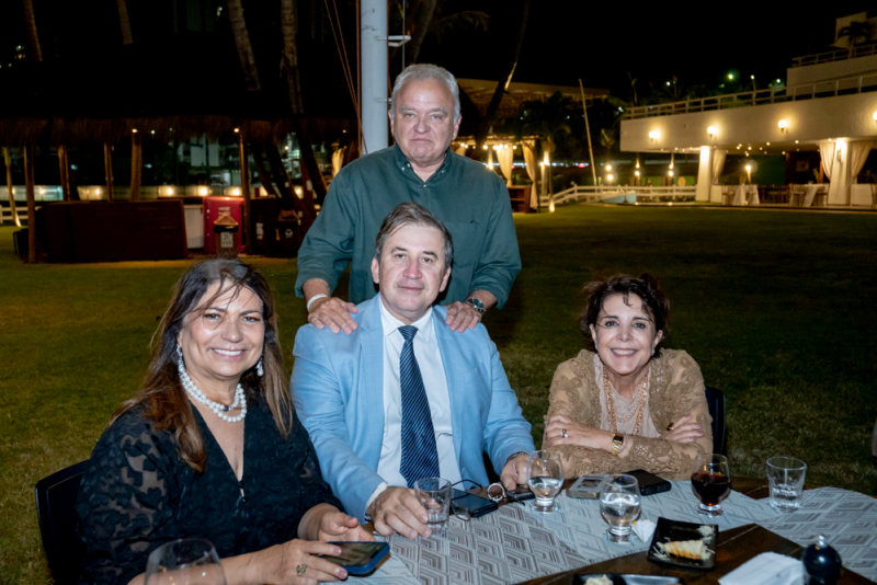 Desembargador Paulo Régis Botelho reúne participantes do Conematra em jantar no Iate Clube de Fortaleza Desembargador Paulo Régis Botelho reúne participantes do Conematra em jantar no Iate Clube de Fortaleza