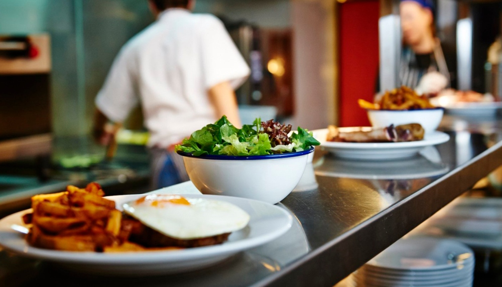 Setor de Alimentação no Ceará espera crescimento com festas de fim de ano Setor de Alimentação no Ceará espera crescimento com festas de fim de ano