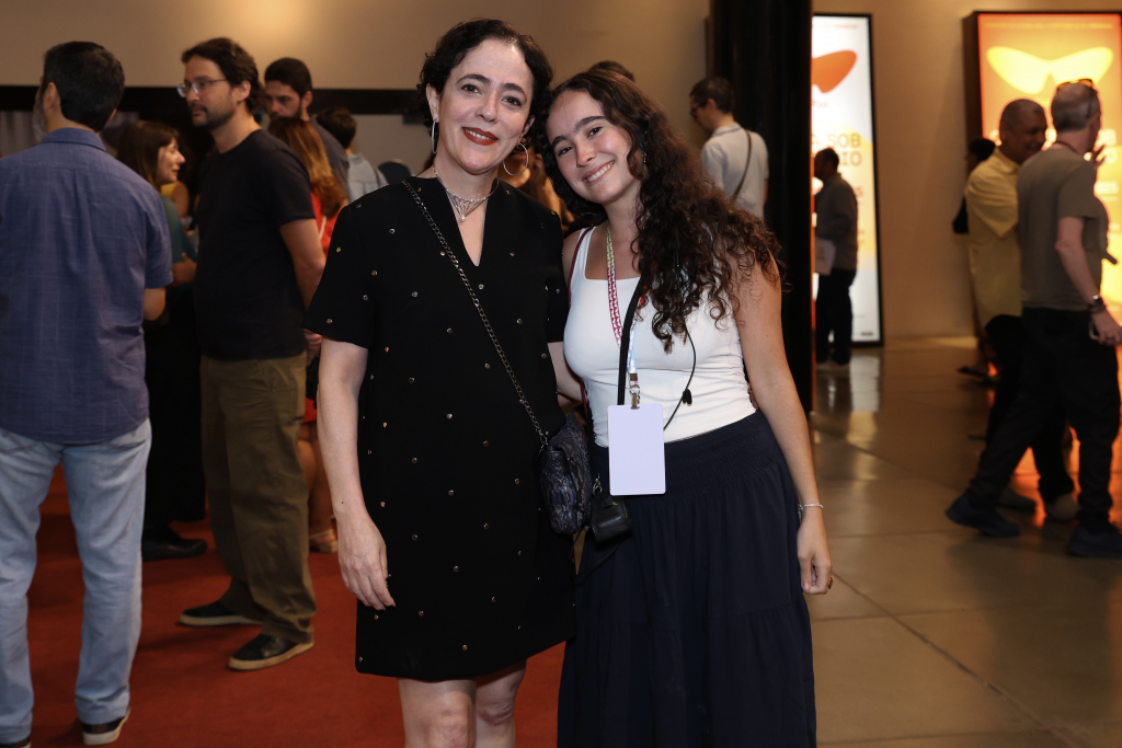 Silvia Buarque E Irene Diaz