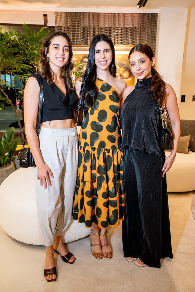 Sophia Valente, Natália Medeiros E Raissa Maia