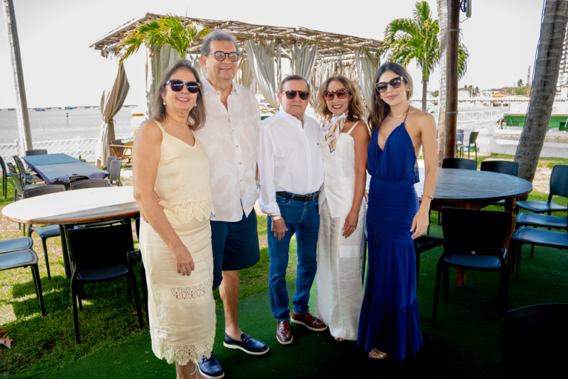 Tarde festiva - Feijoada do CRIO celebra Dia do Médico em clima de confraternização no Iate Clube de Fortaleza