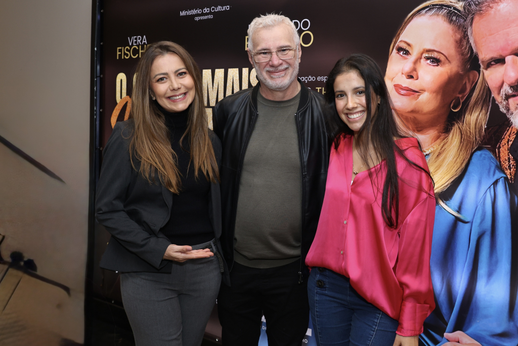 Tadeu Aguiar E Simone E Luana Soares