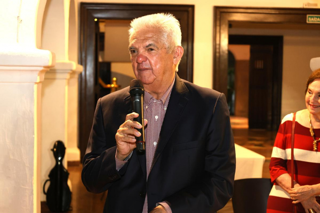 Tales De Sá Cavalcante