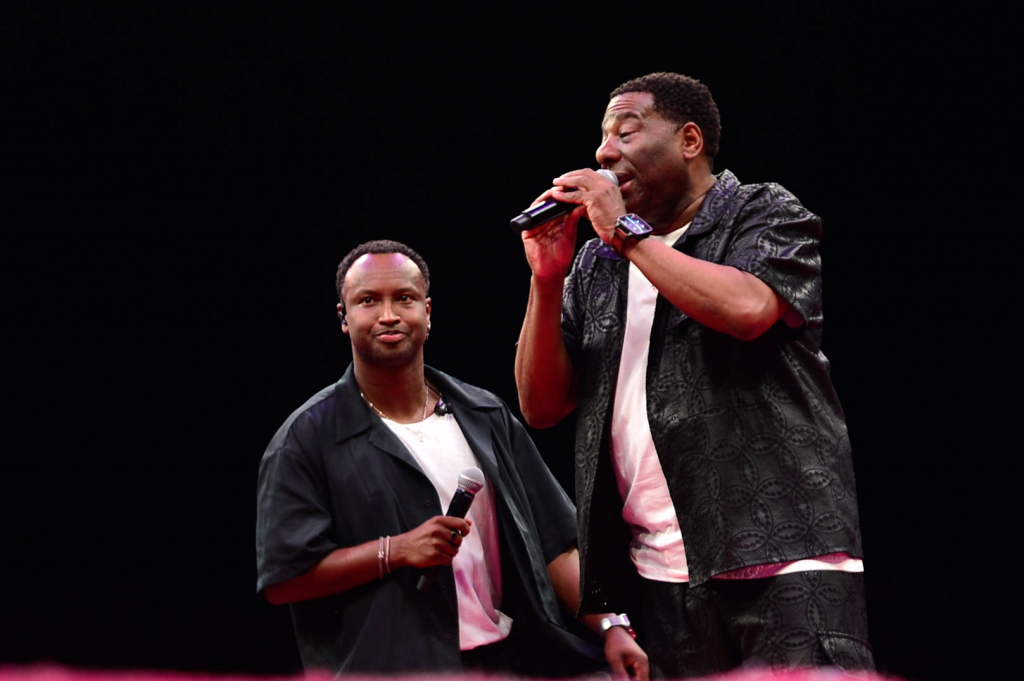 Thiaguinho E Pagode 90 (3)