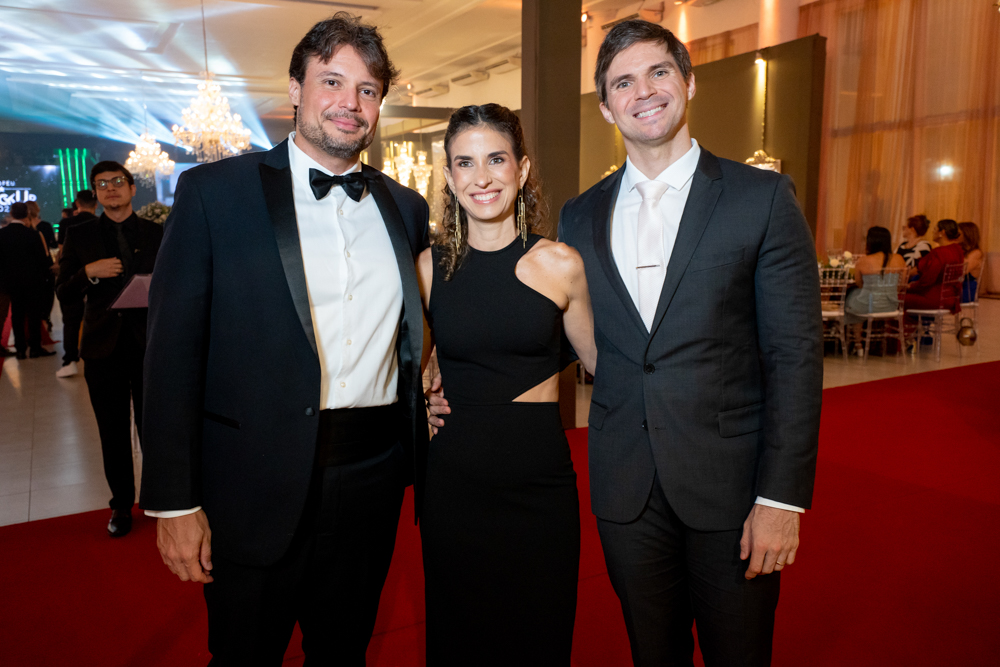 Valden Capistrano, Thais Frota E Deusdedit